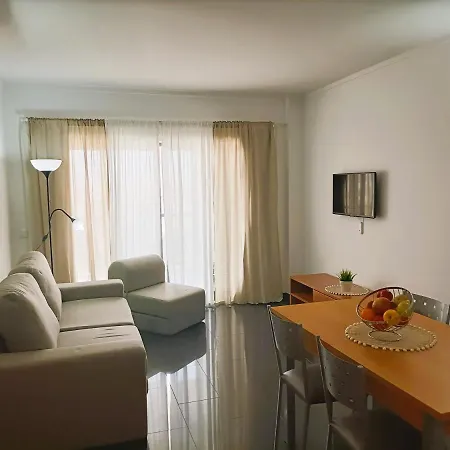 Apartment Rocha Tower 13a