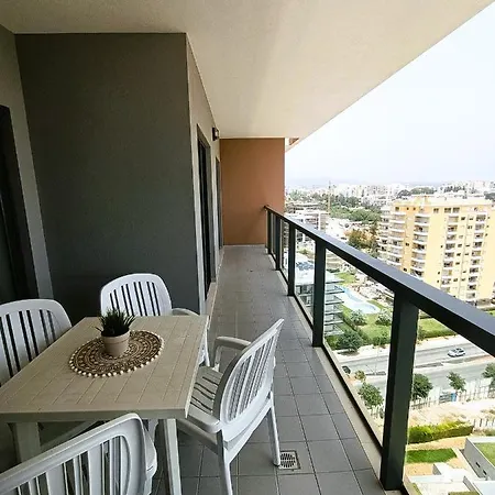 Rocha Tower 13a Portimão