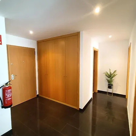 Apartment Rocha Tower 13a